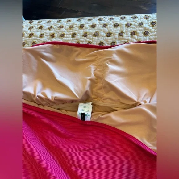 J. Crew Hot Pink One Shoulder One Piece Swimsuit Size 18 NWOT - Picture 4 of 7